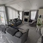 A And C Plot 21 Huge Hot Tub Pet Friendly No Commercial Vans *