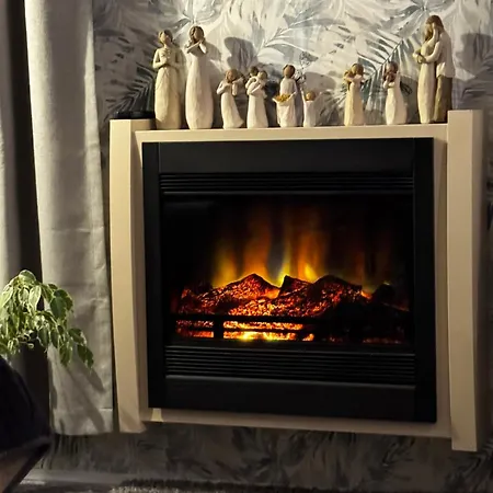 キャンプ場 A And C Plot 21 Huge Hot Tub Pet Friendly No Commercial Vans *