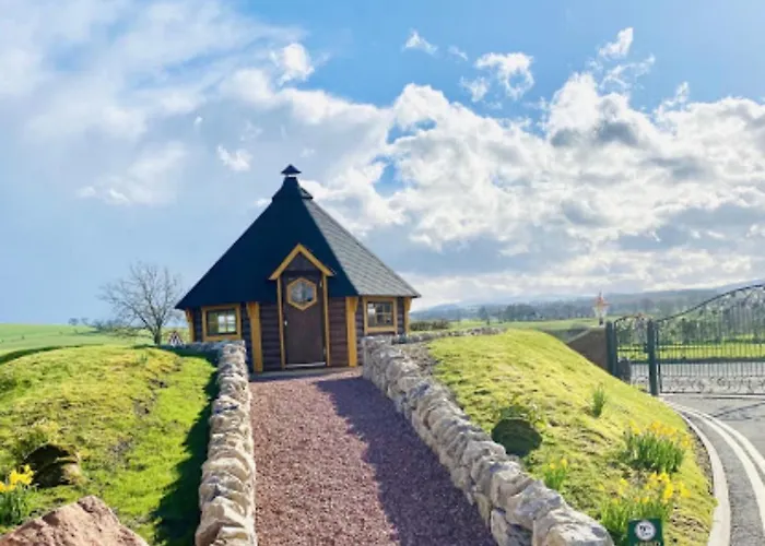 Kamp alanı A And C Plot 21 2 Double Bedrooms Plot 21 With Hot Tub 1 Pet Only No Commercial Vans 4pm Check In High Hesket